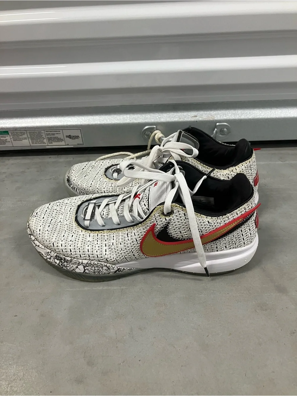 Nike Lebron 20XX The Debut White Knit Basketball Shoes